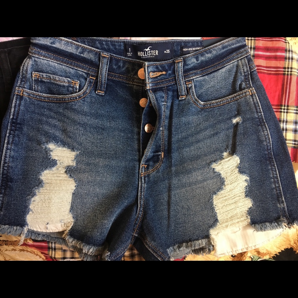 Hollister Vintage Washed Boyfriend Shorts
